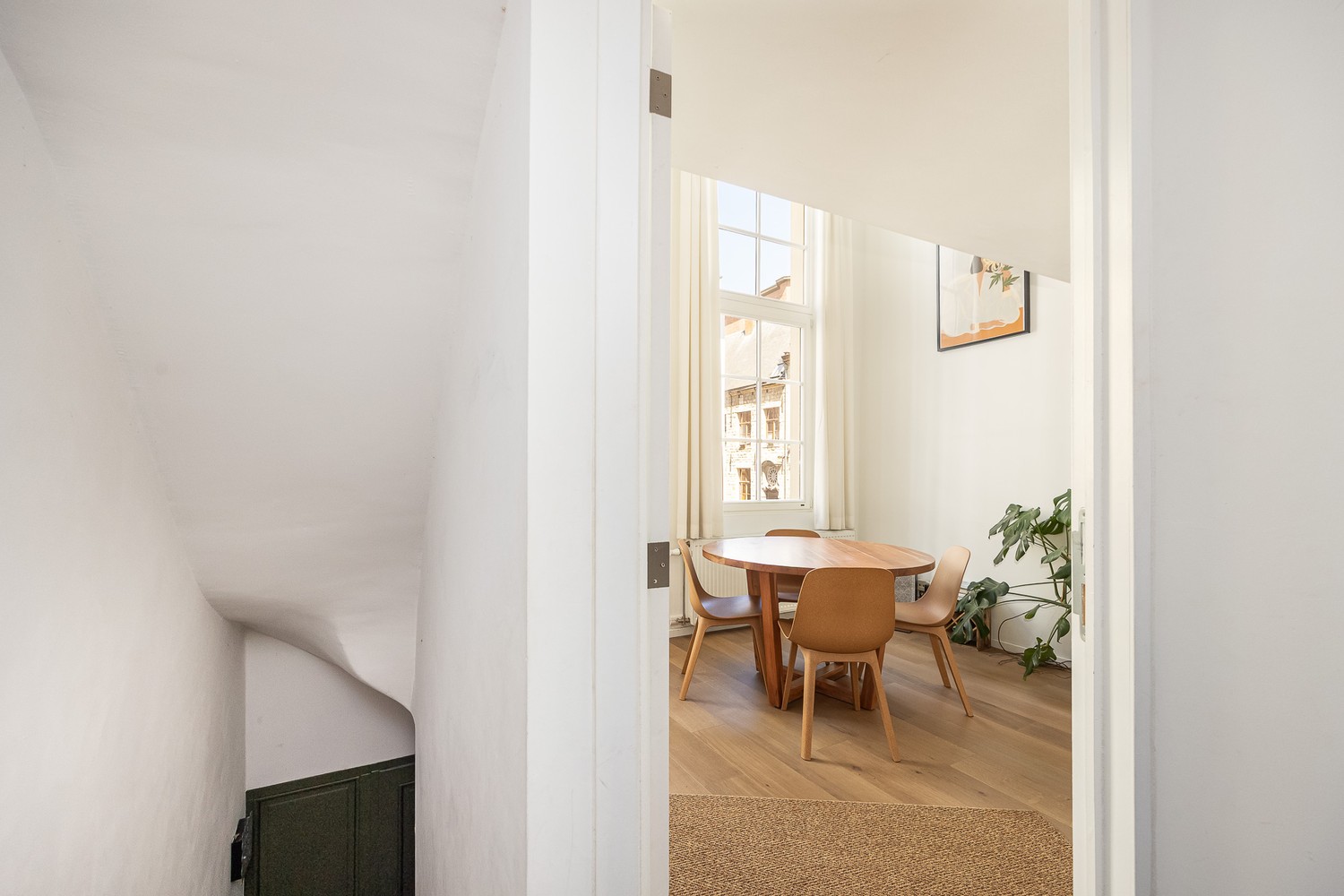 Instapklare stadswoning met garage en 2 slaapkamers - foto 2
