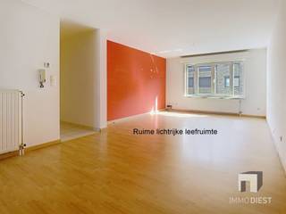 Ontdek deze prachtige duplex in het centrum van Tessenderlo! Met een royale bewoonbare oppervlakte van 126m² biedt dit appartement volgende...