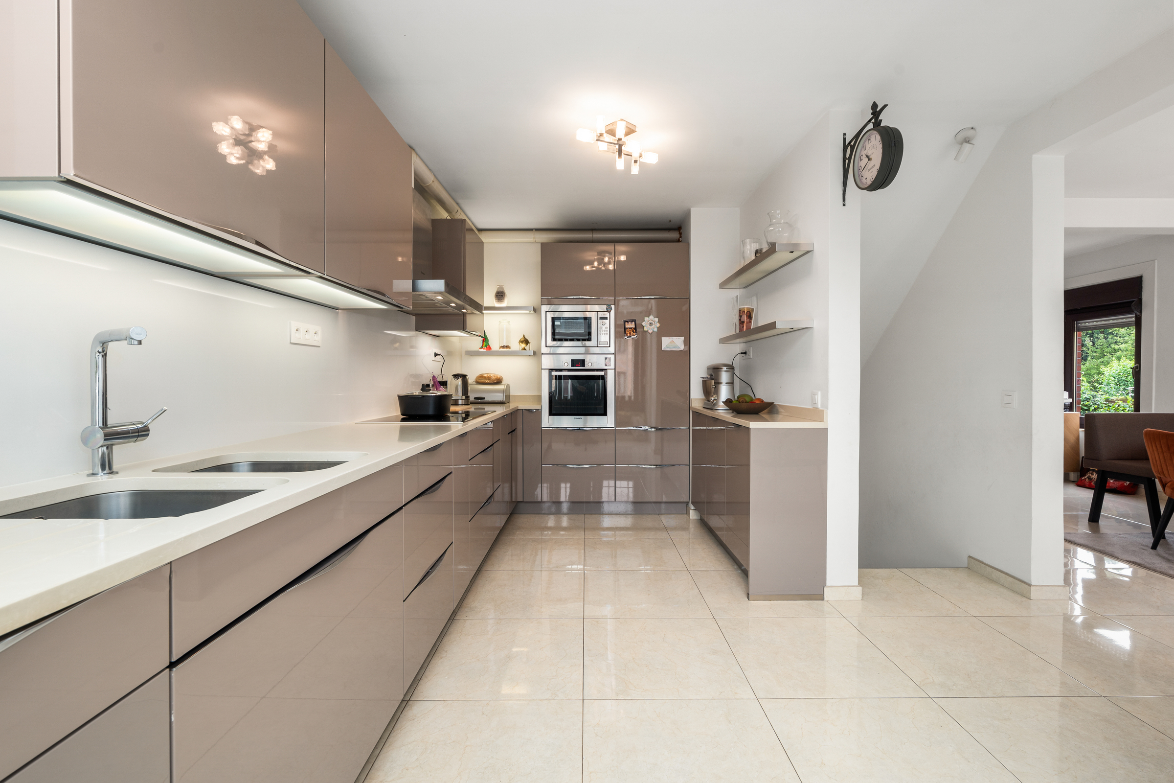 Halfopen woning met grote tuin in Sint-Stevens-Woluwe - foto 5