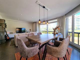 Res. 'Sincfala': hoekappartement vlakbij het centrum en het strand van Heist met een open, groen zicht over de vernieuwde Knokkestraat en richting...