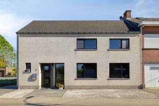 [[ DIT PAND NEEMT DEEL AAN DE ERA OPEN HUIZEN DAG OP 13/6 VAN TOT ]]Te koop: stijlvolle halfopen bebouwing in Hombeek, rustig gelegen en een groene...