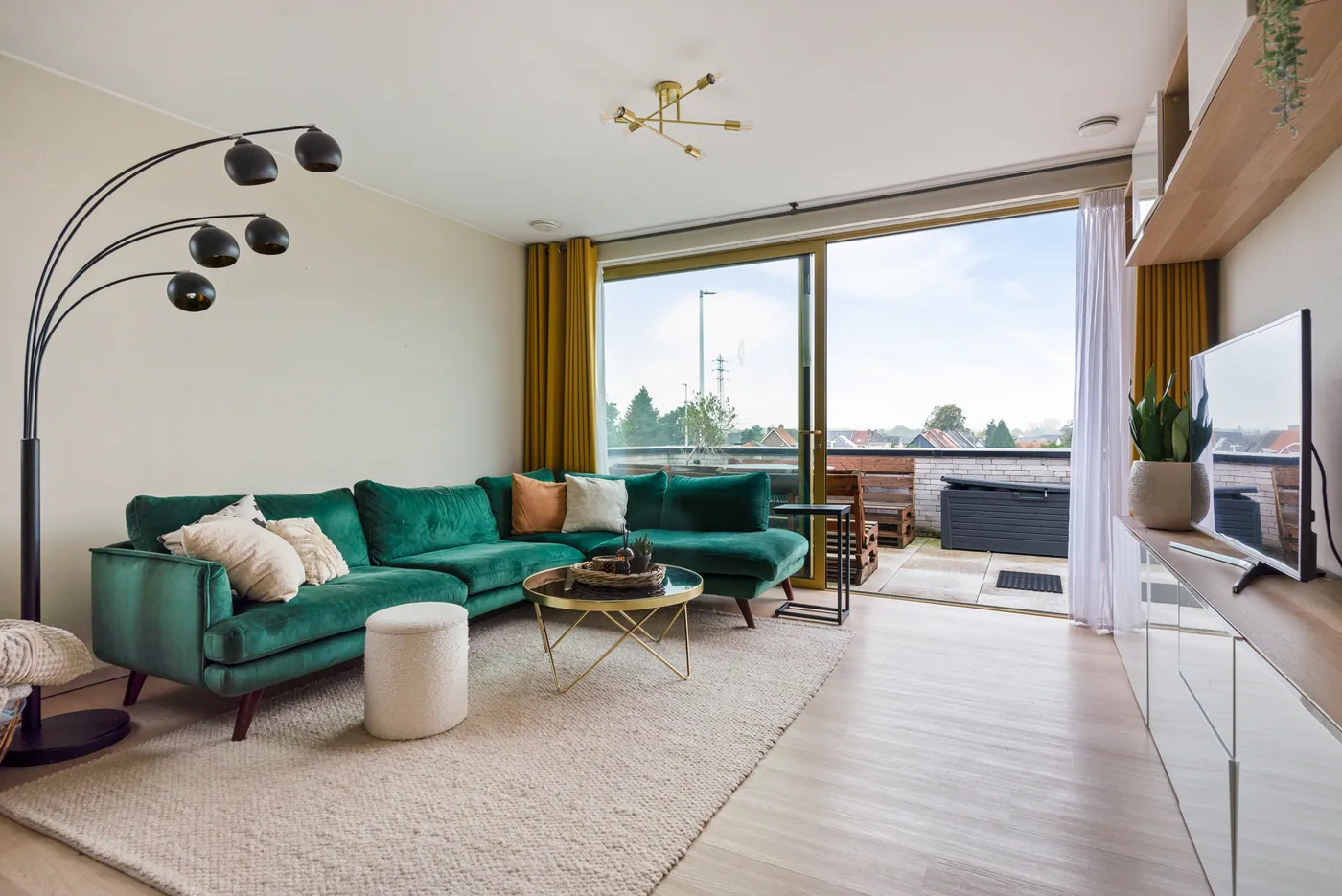 Nieuw, Lichtrijk Dakappartement met 360°- Terras op Toplocatie in Lier. - foto 5