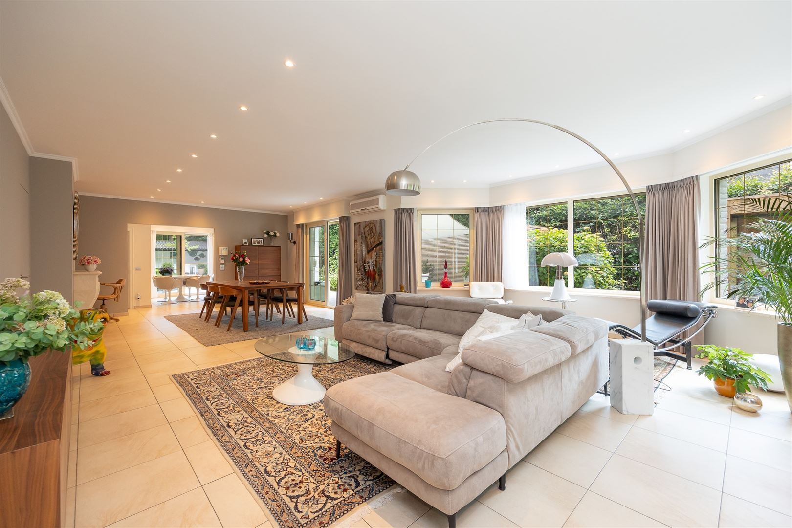 Een moderne villa met 4 ruime SLKS  nabij het centrum van Heide- Kalmthout. - foto 5