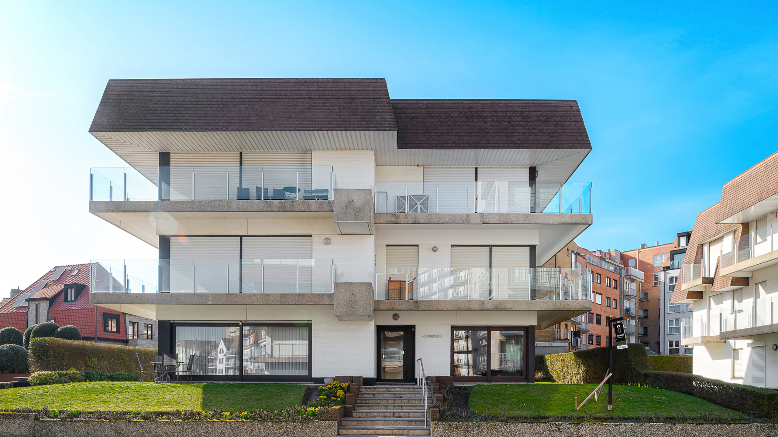 gemeubeld gelijkvloers appartement met zijdelings zeezicht - foto 2