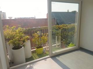 MODERN RECENT APPARTEMENT 92m² op het 3de VERDIEP LINKS VOORAAN:De indeling van het appartement is als volgt: een Inkomhal + apart toilet; een héél...