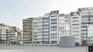 Magnifique appartement moderne avec une vue imprenable sur la mer situé sur la Place Rubens à Knokke, Albertplage.L'appartement est situé dans la...