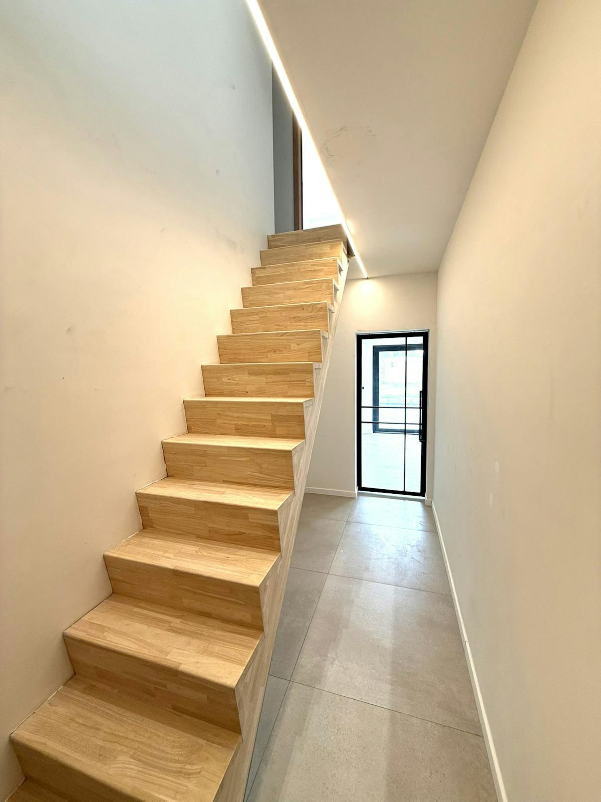 Maison rénovée à vendre avec 3 chambres et jardin à Vleteren - photo 5