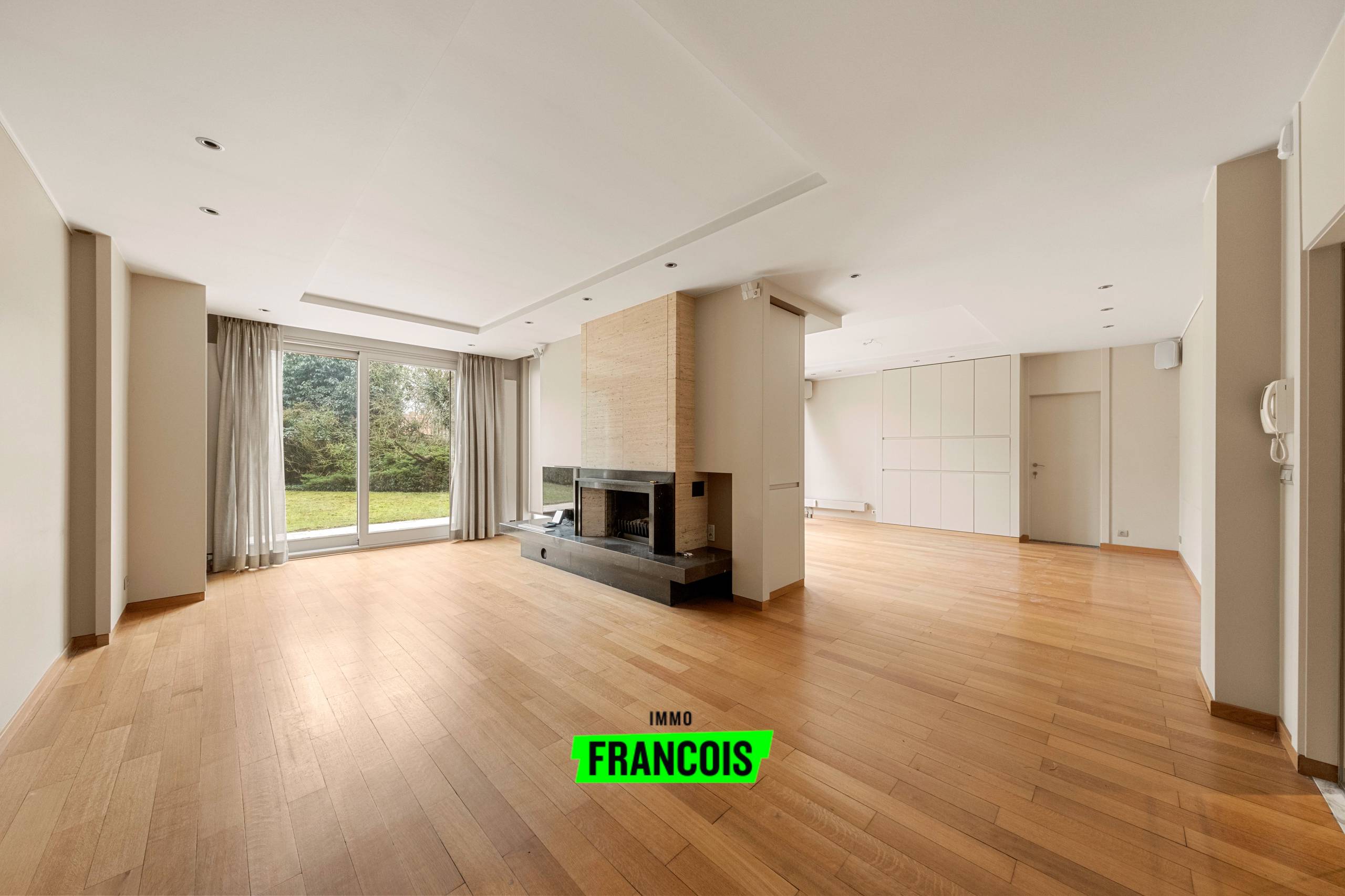 Apartment for sale in Bruges with 4 bedrooms - photo 1