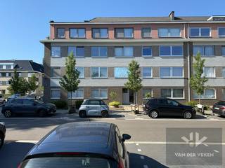 Dit appartement is onmiddellijk beschikbaar!Vaste maandelijkse kosten: € 70,00.Maandelijkse provisie verwarming: € 75,00 (je hebt zelf geen...
