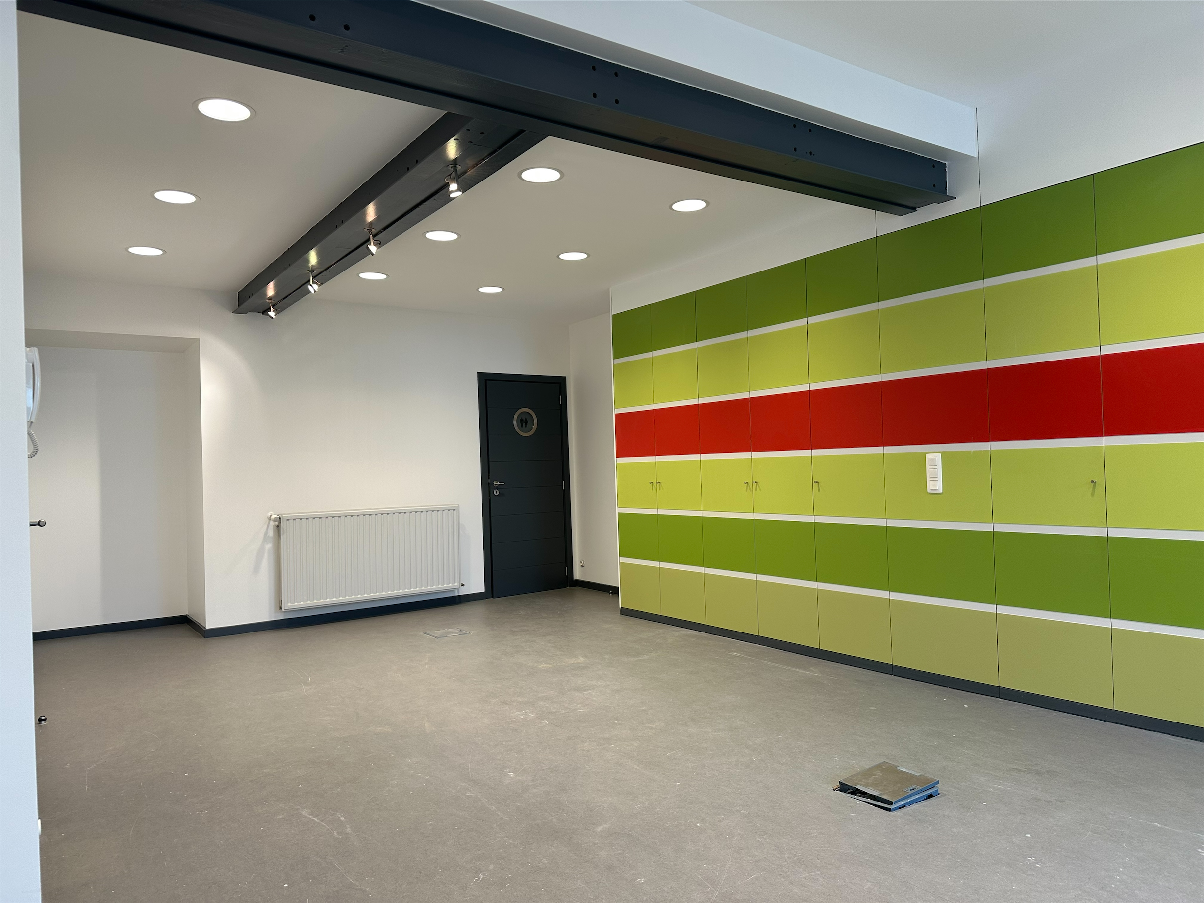 Te huur: handelspand in centrum Veurne - foto 2