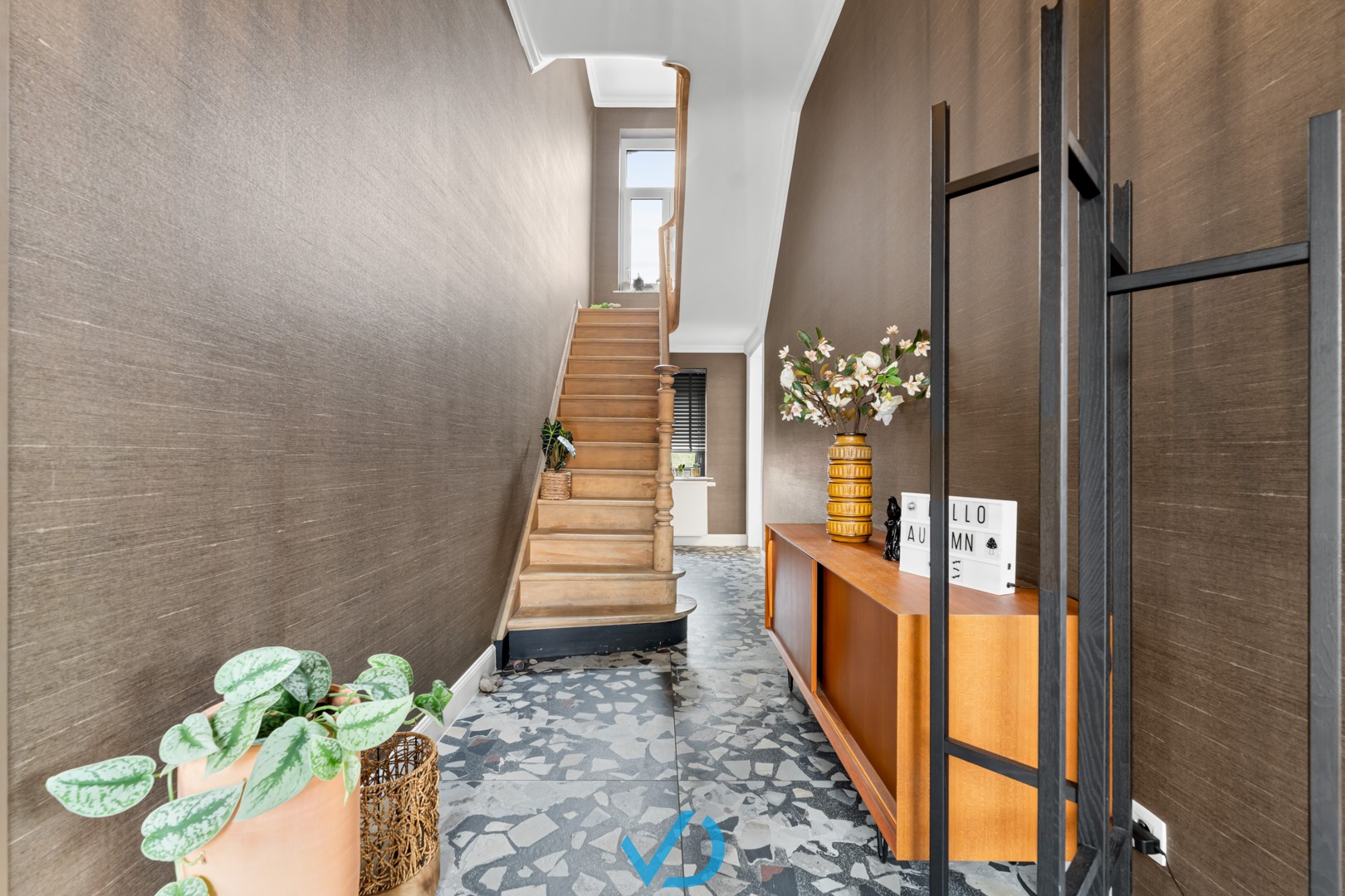 Uniek erfgoedpand met restaurant en woonst in het hart van Nieuwkerke! - foto 2