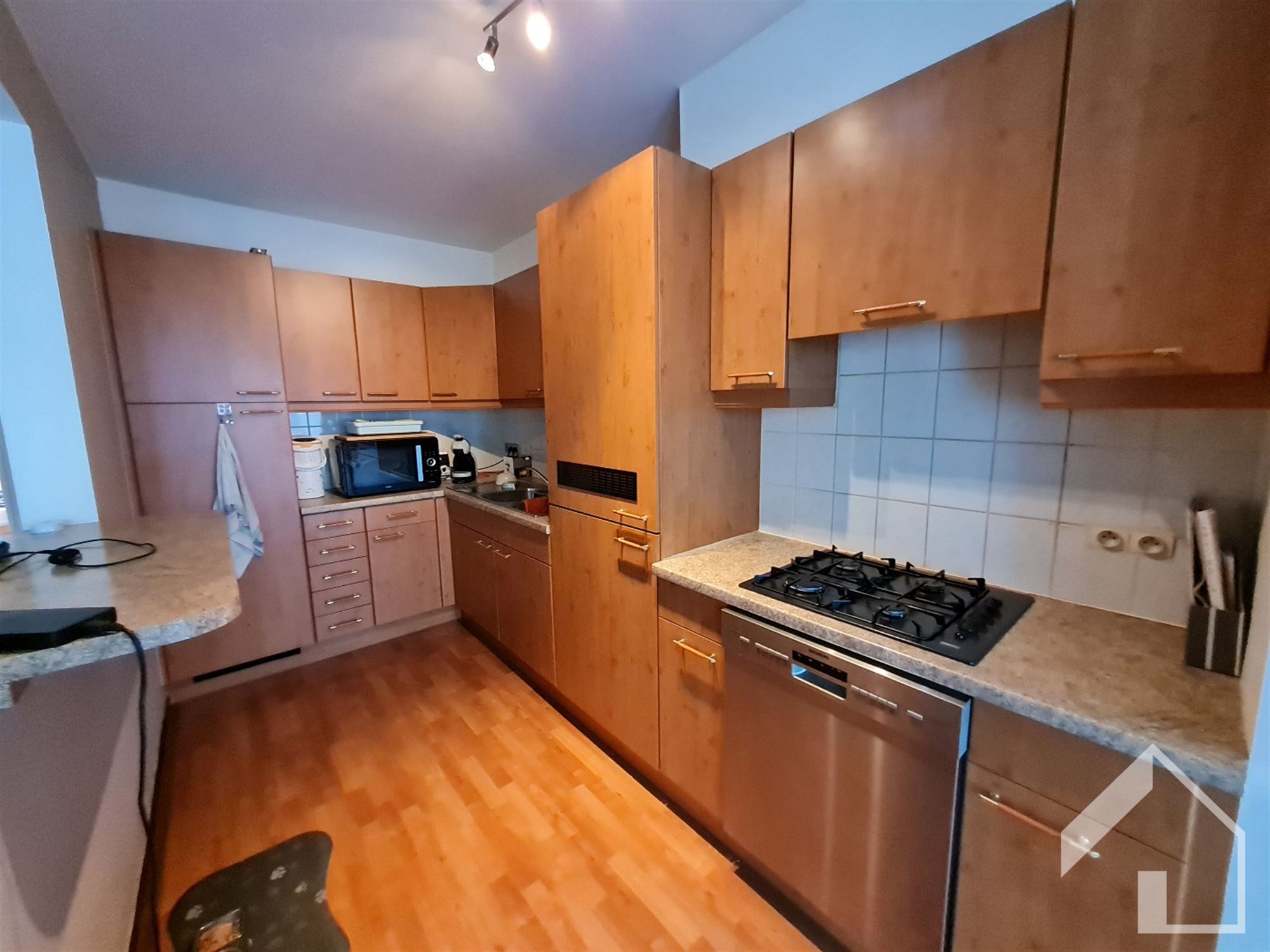 Appartement met 2 slaapkamers en garage - foto 5