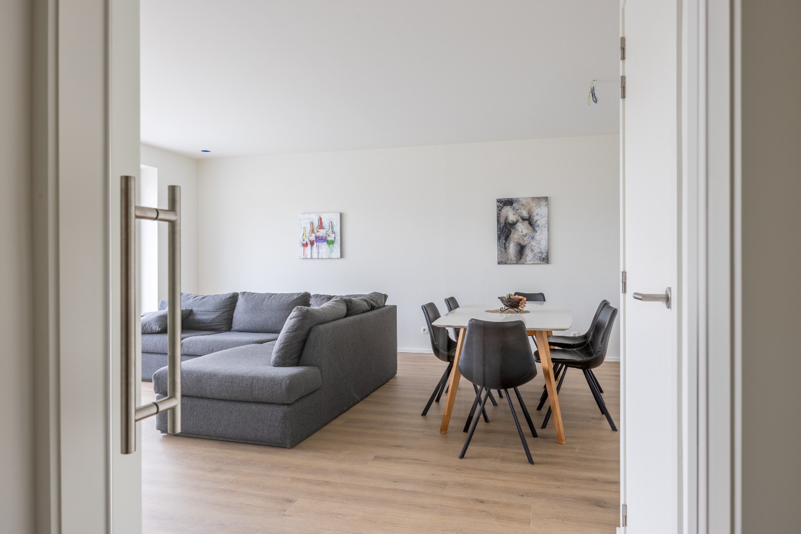 Lichtrijk doorloopappartement met 2 slaapkamers in nieuwbouwproject aan de Spuikom - foto 2