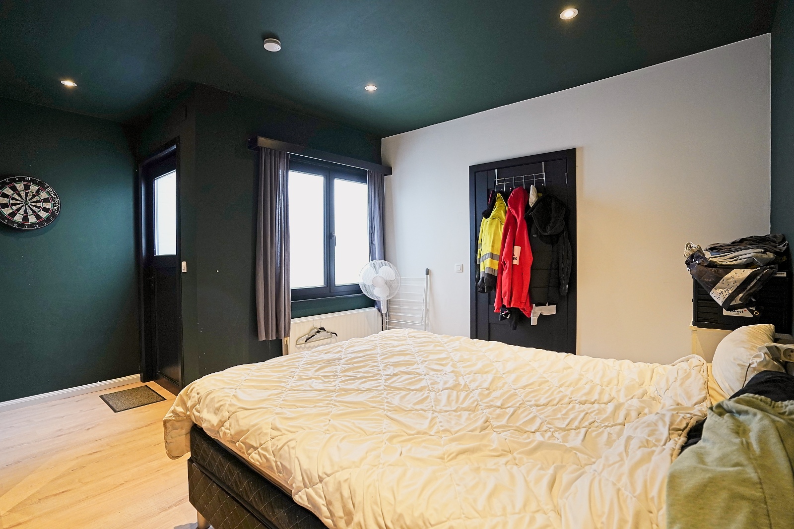 Betaalbaar gelijkvloers appartement op een toplocatie! - foto 5