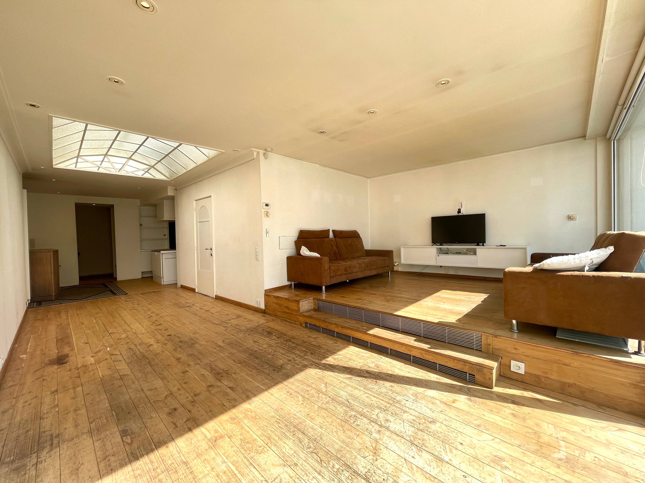 Kortrijk - Herenwoning te koop met 5 slaapkamers - foto 2