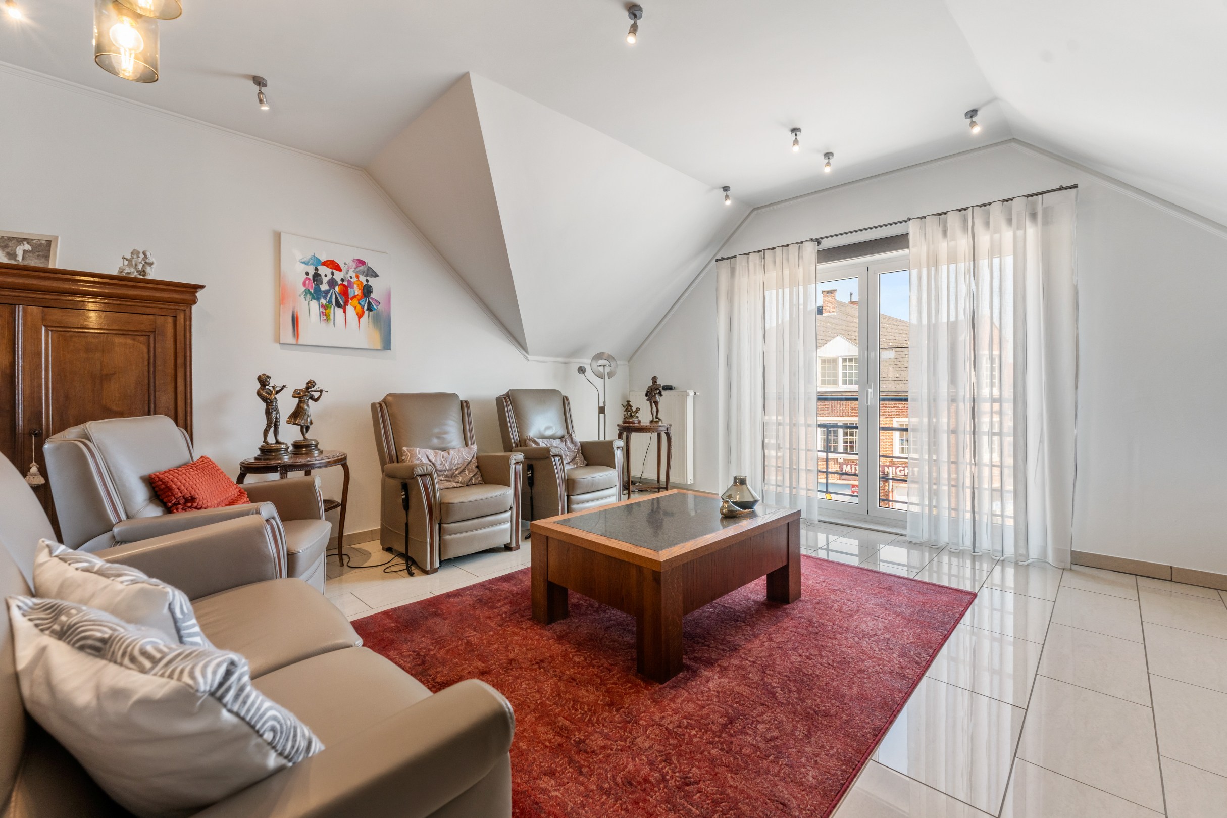 Duplexappartement met 3 slaapkamers, terras en staanplaats - foto 5