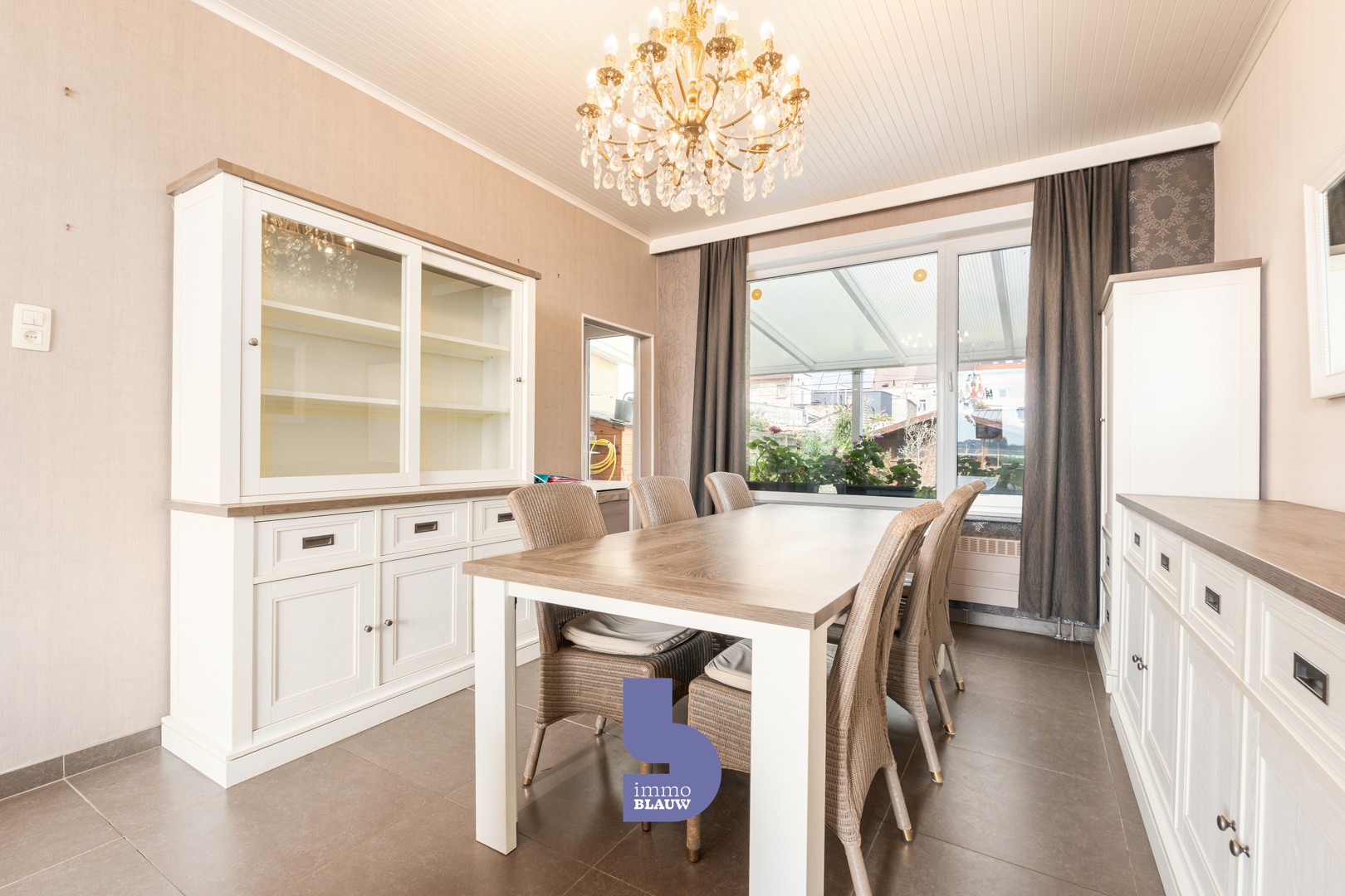 Ruime woning met tuin - foto 4