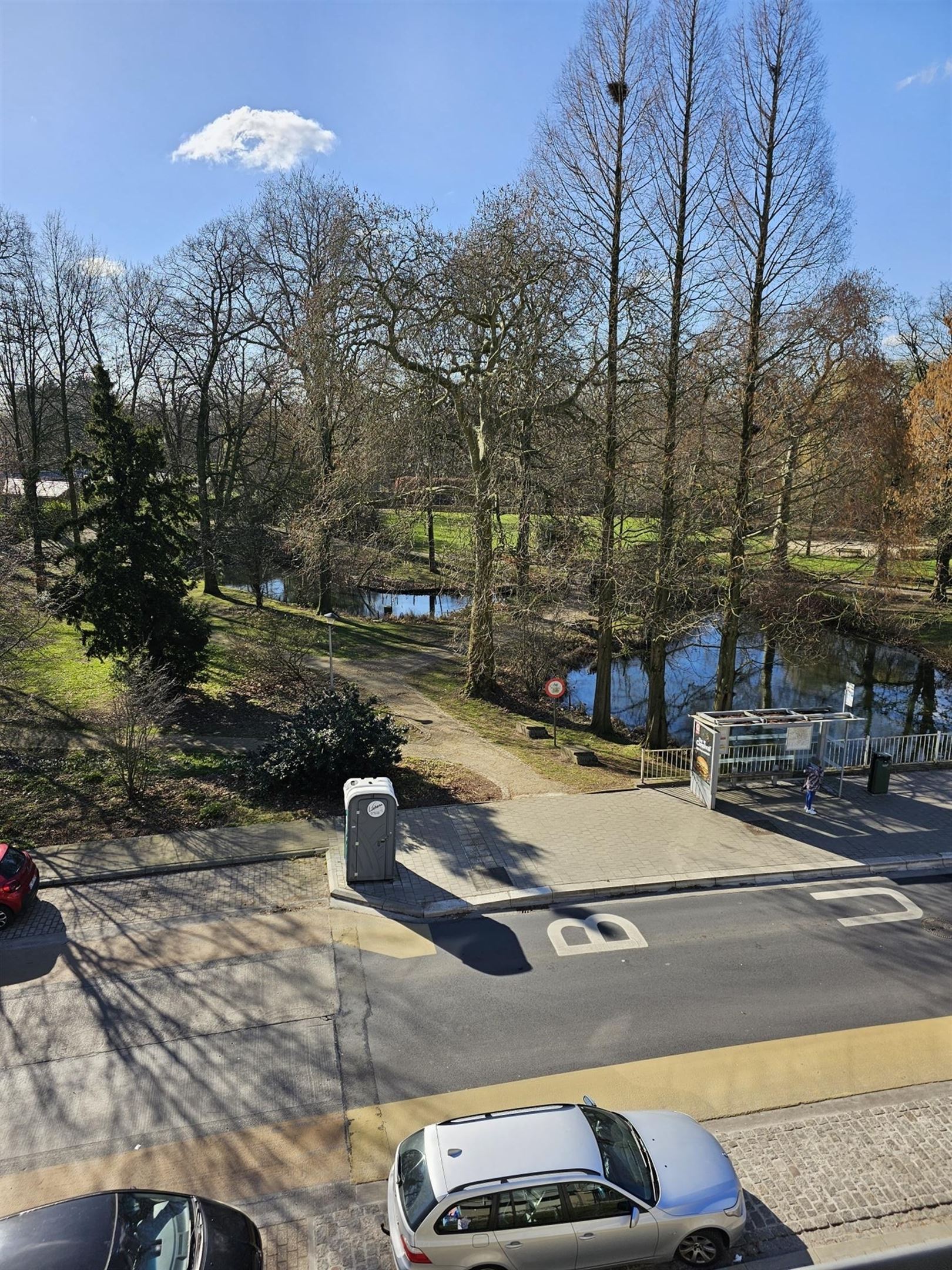 Instapklaar duplex appartement aan het park van Oostakkerdorp. - foto 2