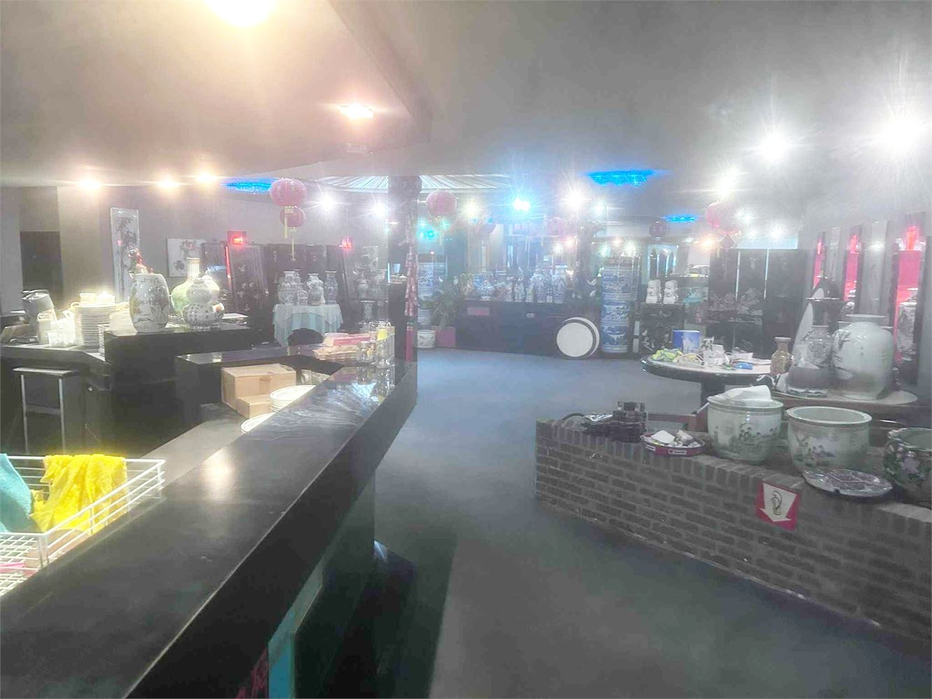 RUIM COMMERCIEEL PAND 450 M2 MET PARKING OP TOPLOCATIE - foto 5