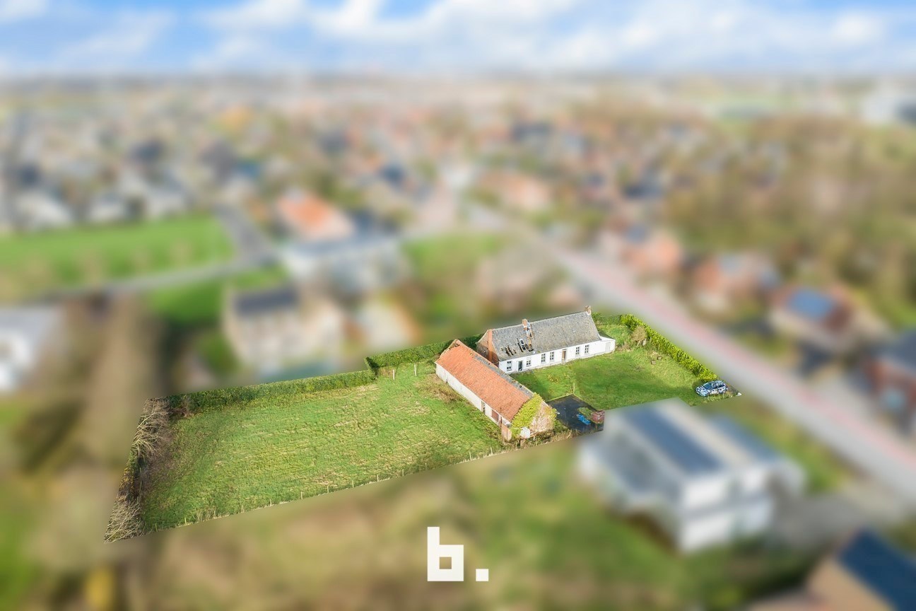 Renovatiepand met grond 2.215 m² - foto 5