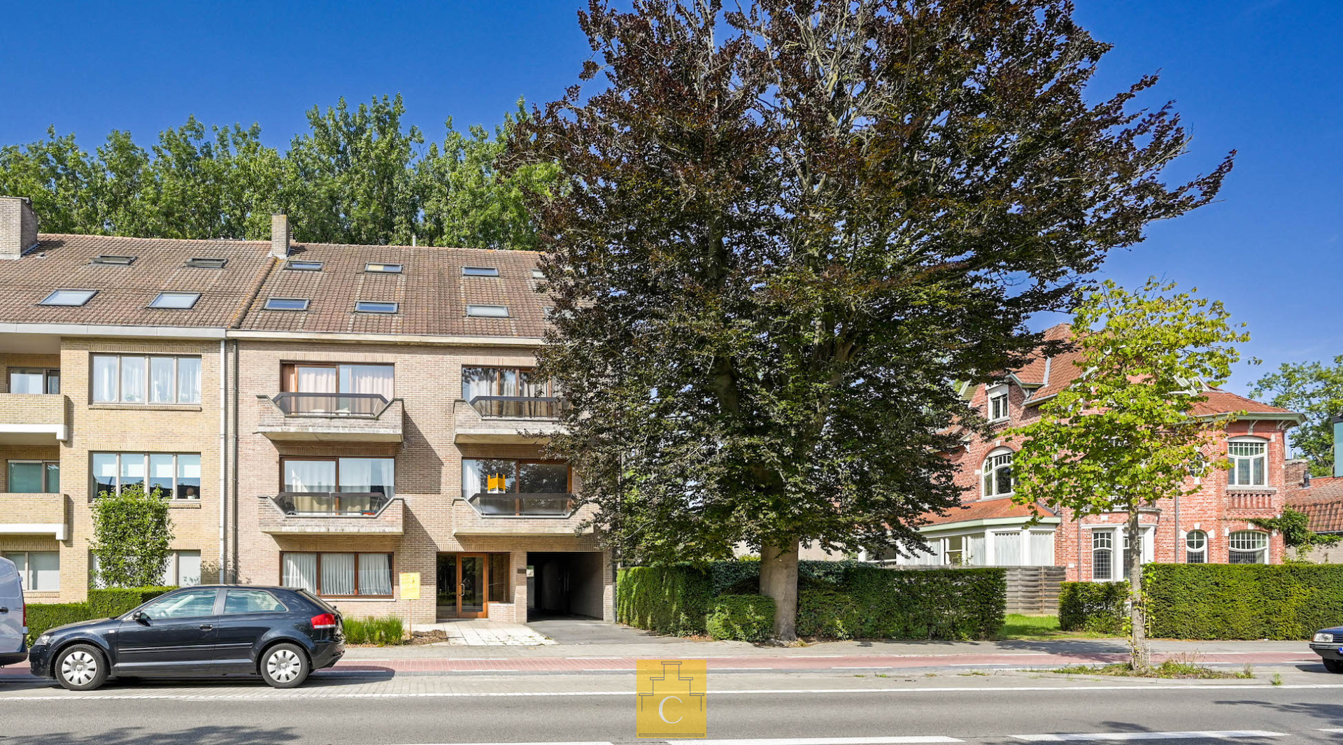 appartementsgebouw met 8 wooneenheden en 4 garageboxen te koop – toplocatie langs het historische kanaal Gent-Brugge - photo 3