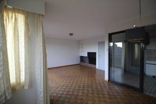 Dit appartement is heel centraal gelegen in het centrum van Aalter. Het appartement is vlot bereikbaar via diverse invalswegen als ook via...