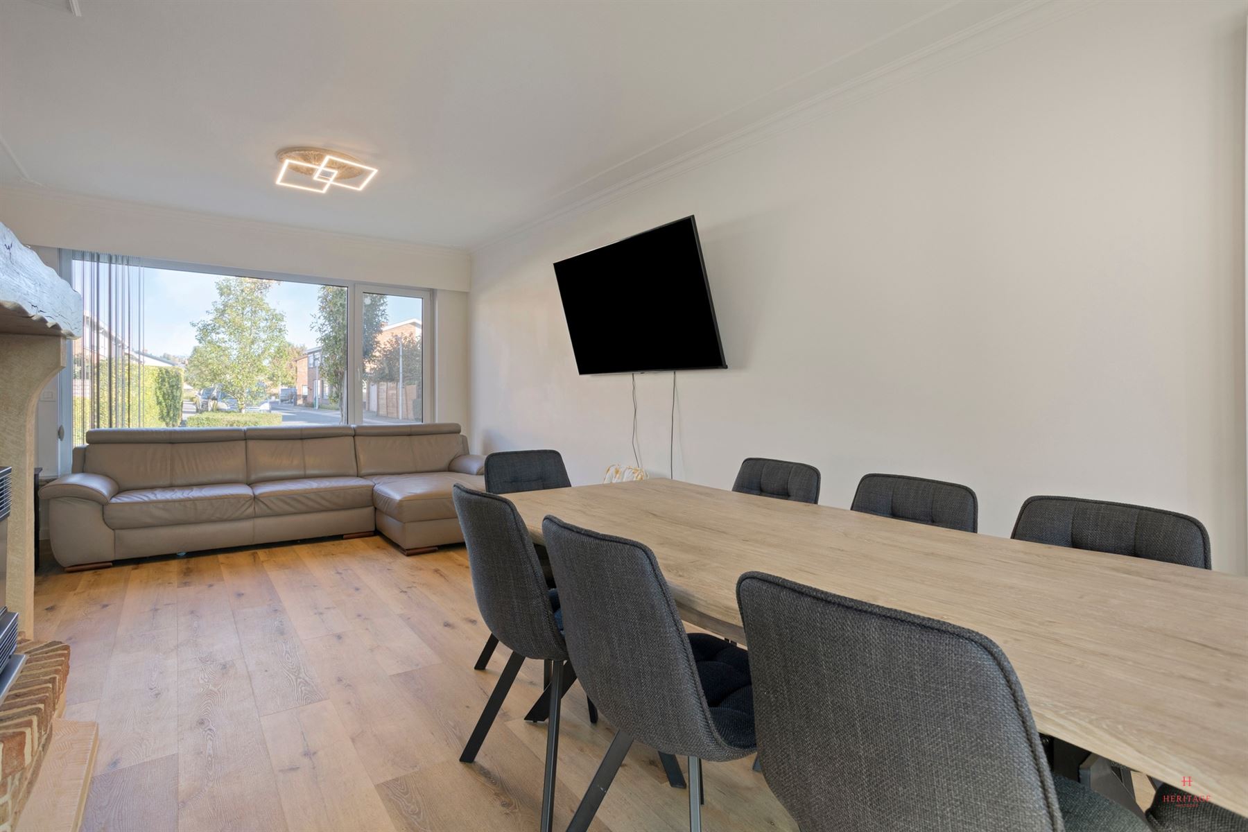 Gerenoveerde halfopen woning met 3 slaapkamers en garage in Deinze - foto 5