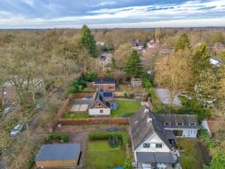 Welkom in de Begonialaan 5 te Kalmthout, gelegen in het gegeerde Heide – een rustige, groene en residentiële omgeving waar het aangenaam wonen...