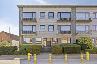 Bent u op zoek naar een instapklaar en smaakvol gerenoveerd appartement op een rustige locatie? Dan is dit appartement aan de Bergstraat in Berg...