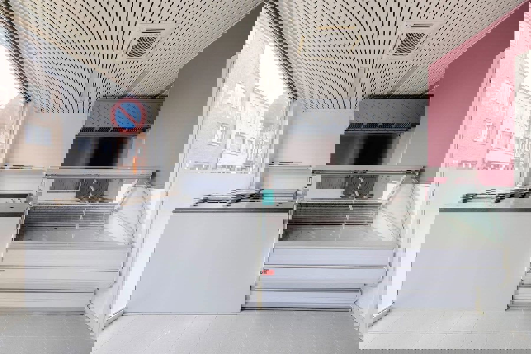 Handelspand (52m²) met garage en parkeerplaats te Geel!! - foto 4