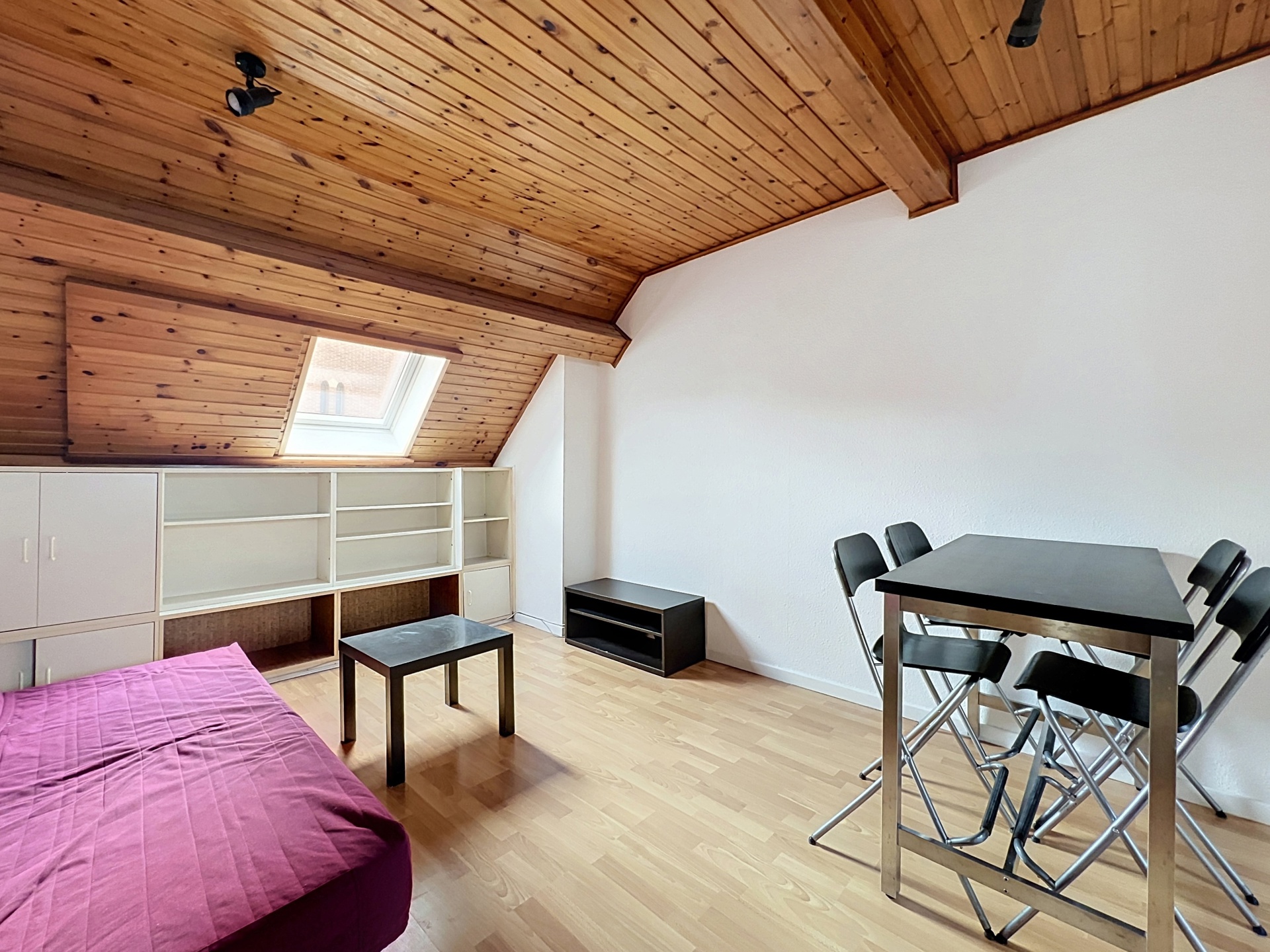 TE HUUR – Appartement met 1 slk in Schuman - foto 5