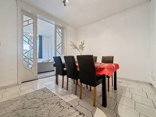 We Invest Huy vous présente cette colocation dans une maison à deux pas de la gare de Huy, disponible immédiatement ! Idéal pour débuter...
