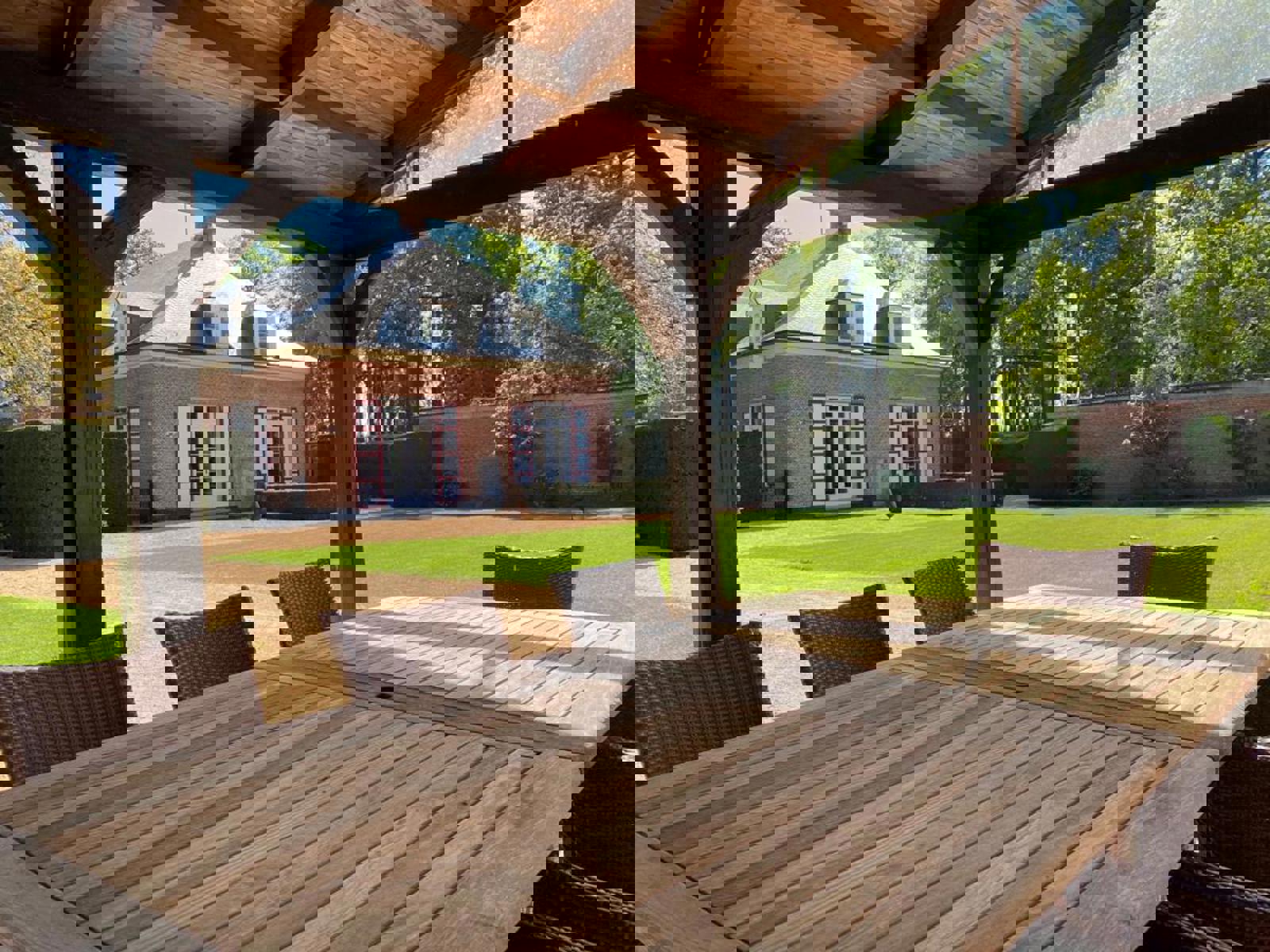 Koetshuis aan kasteel Belvédère te Wijnegem - foto 4