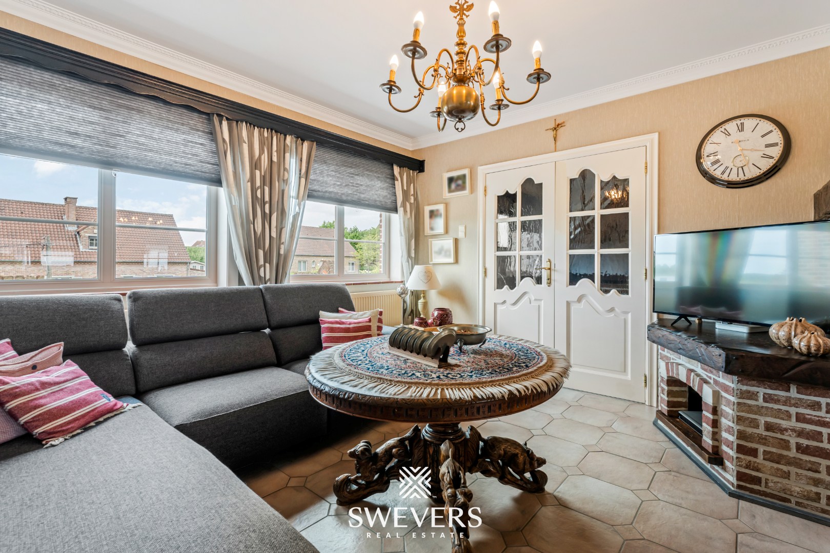 Instapklare gezinswoning met magazijn op ruim perceel - foto 4