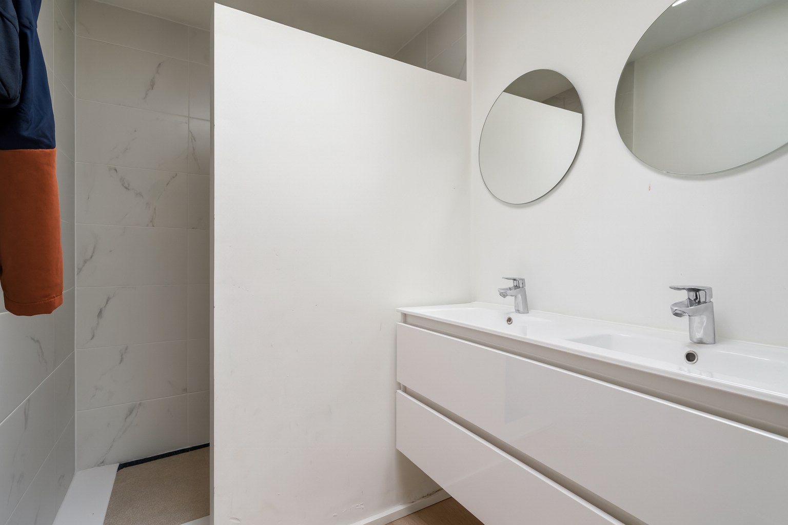 Gerenoveerde woning in centrum Opwijk! - foto 5