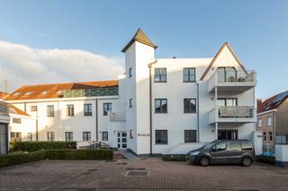 Roeselare : Ruim en lichtrijk appartement in een aangenaam woonerf met 1 slpks 83 m².Op zoek naar een instapklaar en comfortabel appartement? Dit...