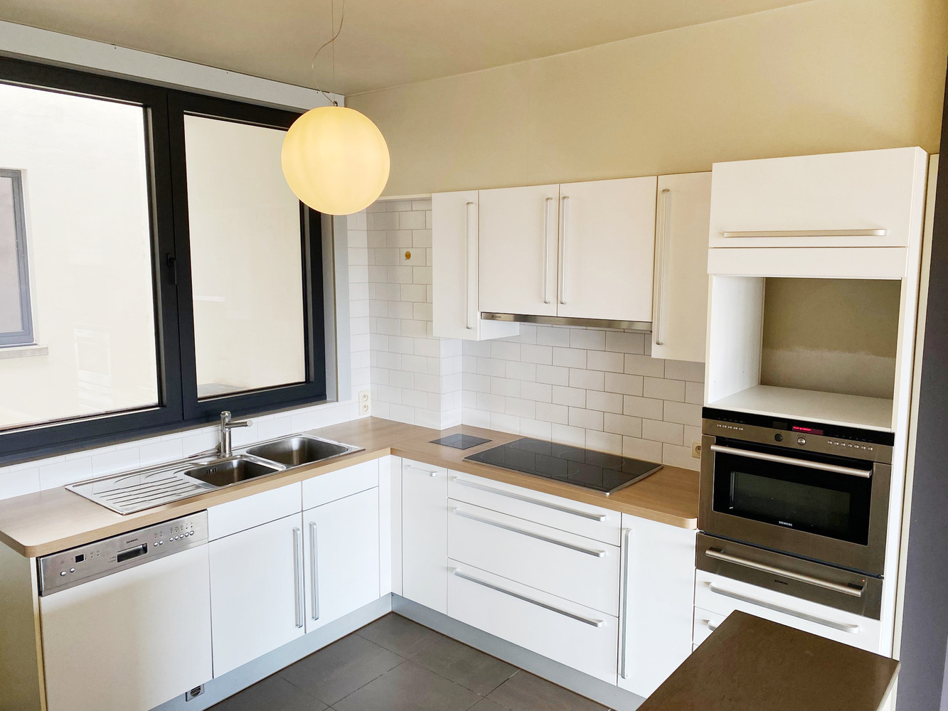 Apartment for rent in Kortrijk - photo 4