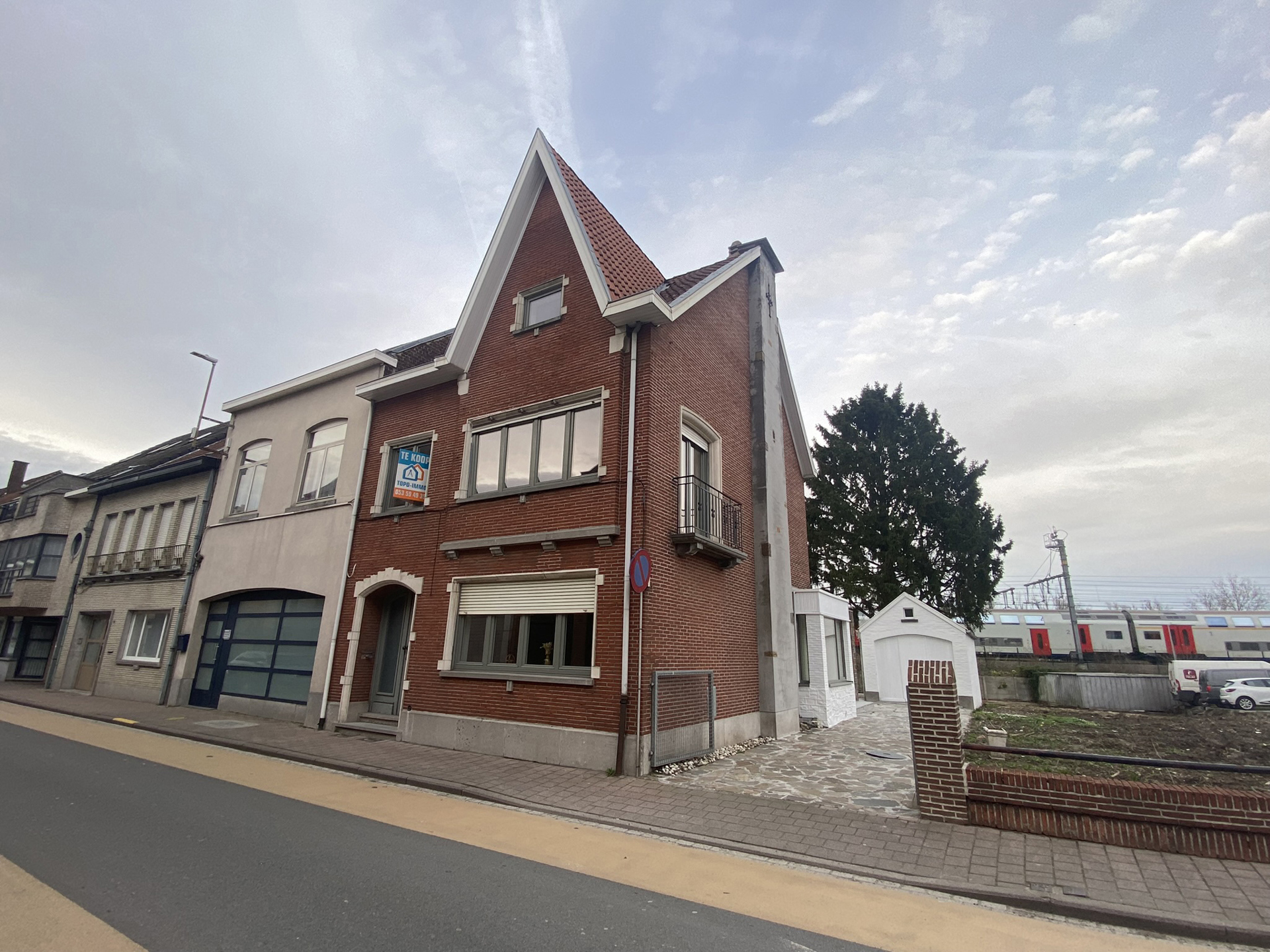 Maison à vendre à Denderleeuw avec 4 chambres - photo 1