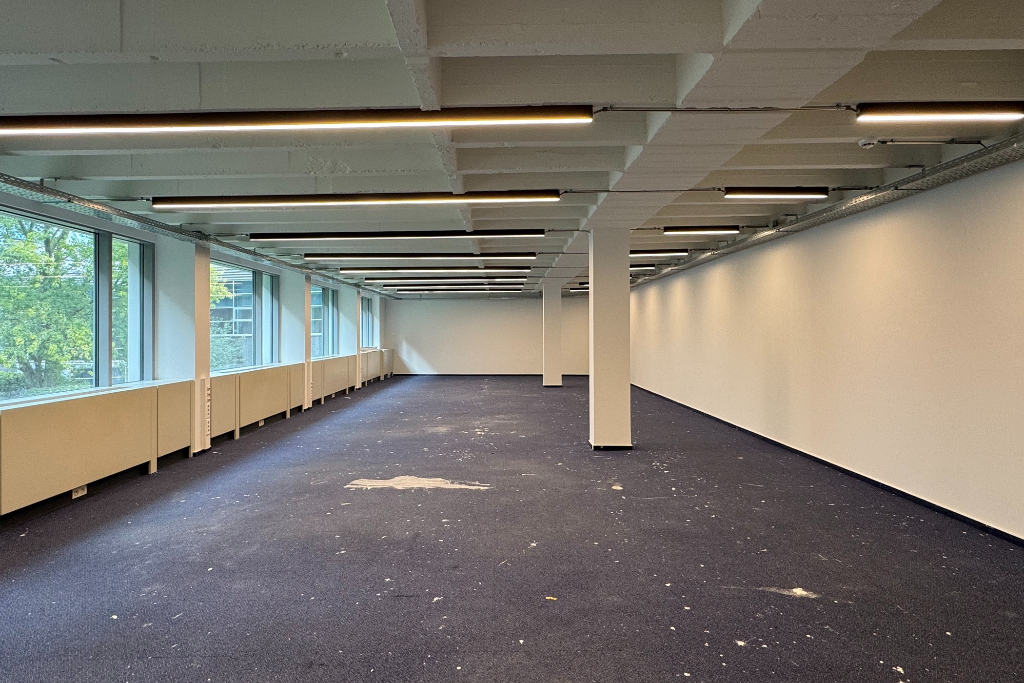 Moderne kantoorruimte van 335 m² - photo 2