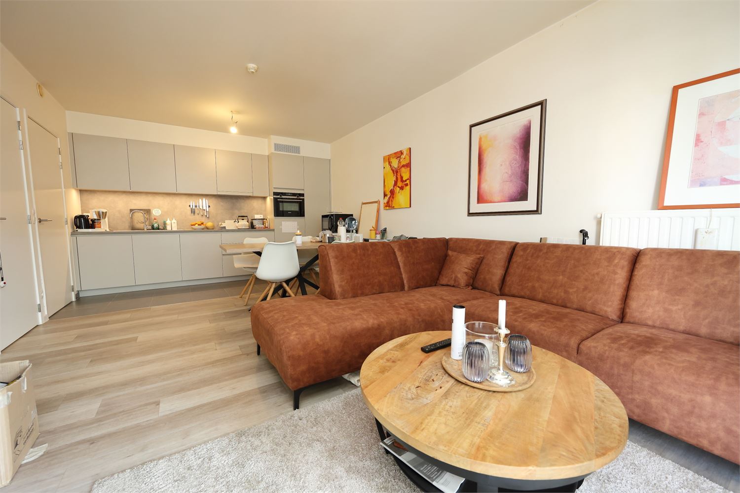 Moderne serviceflat met zijdelings zeezicht te Mariakerke-Oostende ! - foto 4