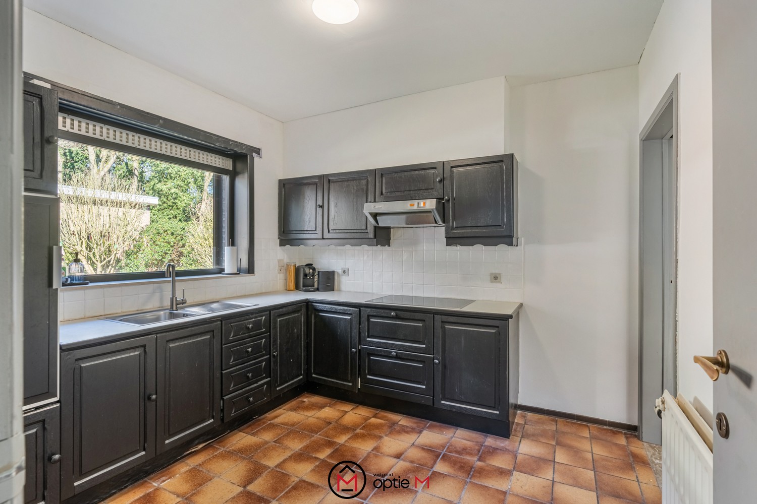 Investeringspand te koop in Genk – Twee verhuurde appartementen met onmiddellijk rendement - foto 2