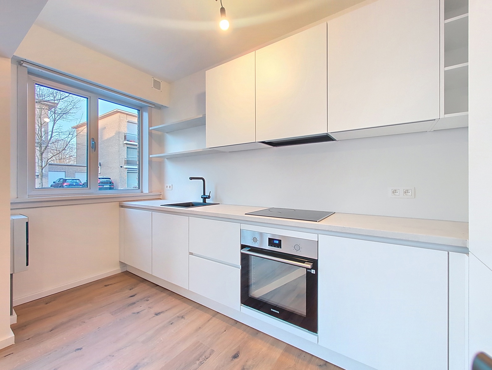 GERENOVEERD GELIJKVLOERS APPARTEMENT IN BUIZEGEMWIJK  - foto 5