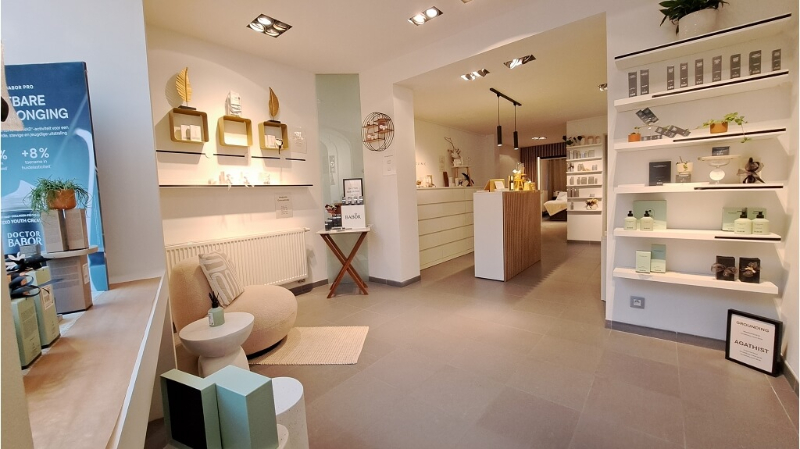 Instapklare handelruimte te huur in de Moerkerkse Steenweg in Sint-Kruis Brugge - foto 1