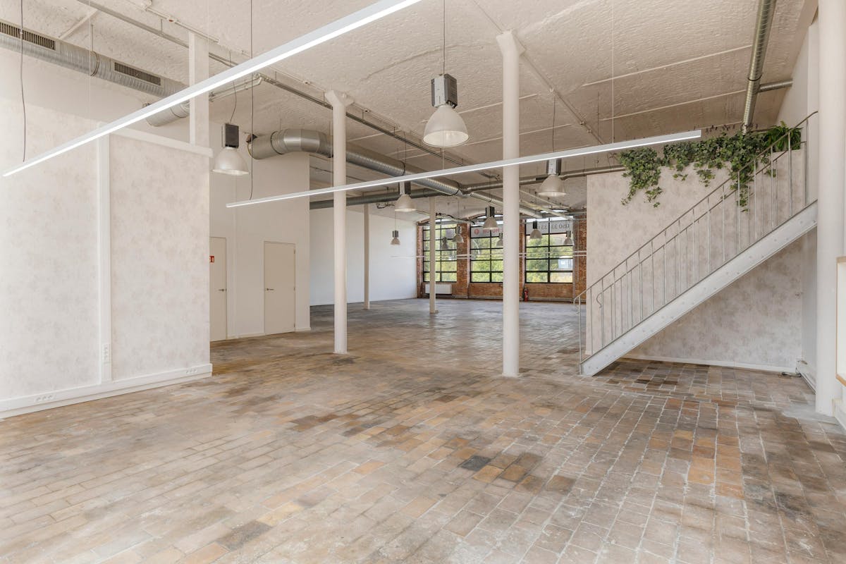 Vlot bereikbare kantoorruimte (405 m²) te huur in Brugge - foto 5