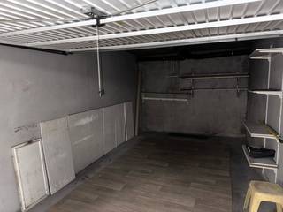 Garagecomplex GasmeterstraatHandige en makkelijk toegankelijke garagebox op gelijkvloers, op een toplocatie nabij het centrum van Knokke. Slechts...