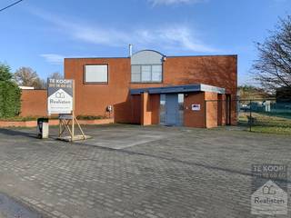 Commercial à vendre à Beringen