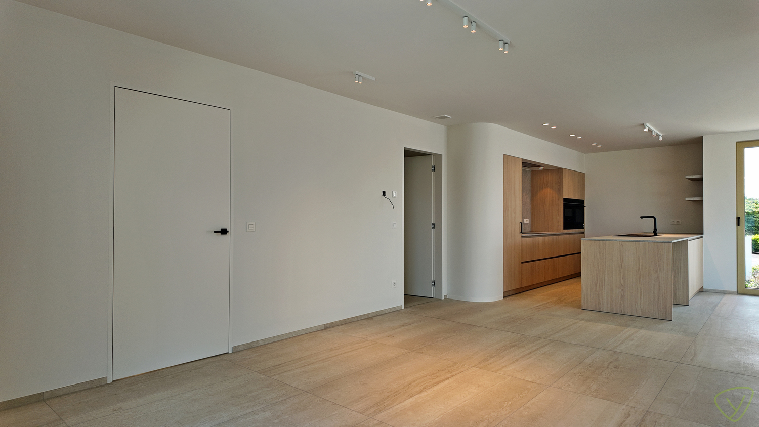 Apartment for rent in Eeklo with 3 bedrooms - photo 2