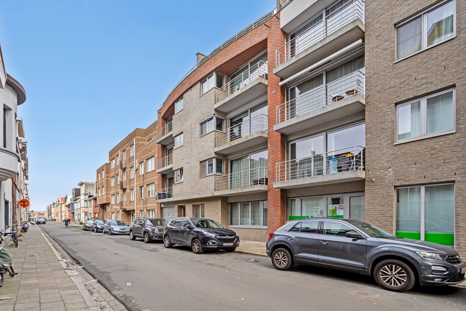 Appartement met terras en zicht op het Rivierenhof - foto 2