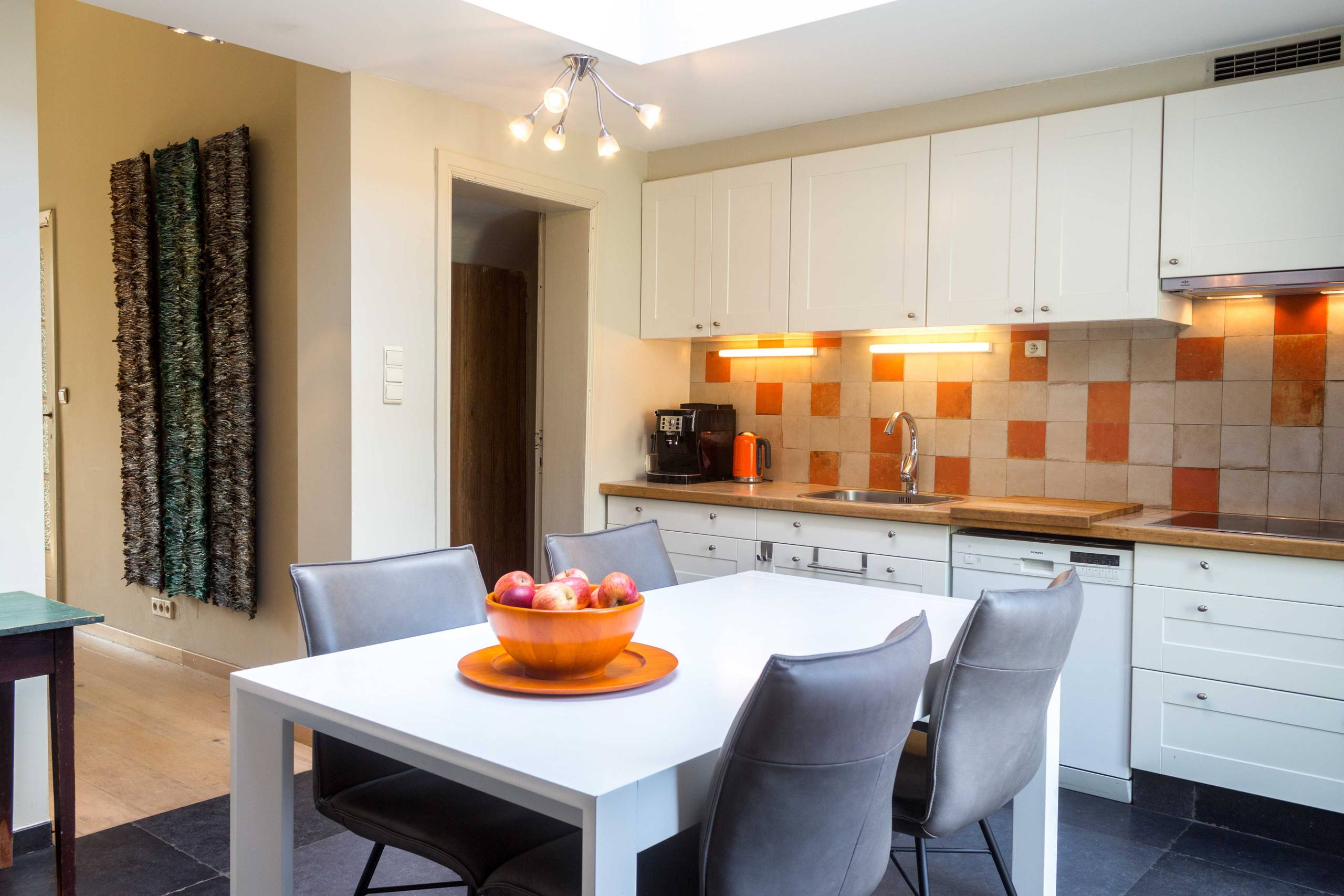 Huis te koop in Borgerhout met 3 slaapkamers - foto 3