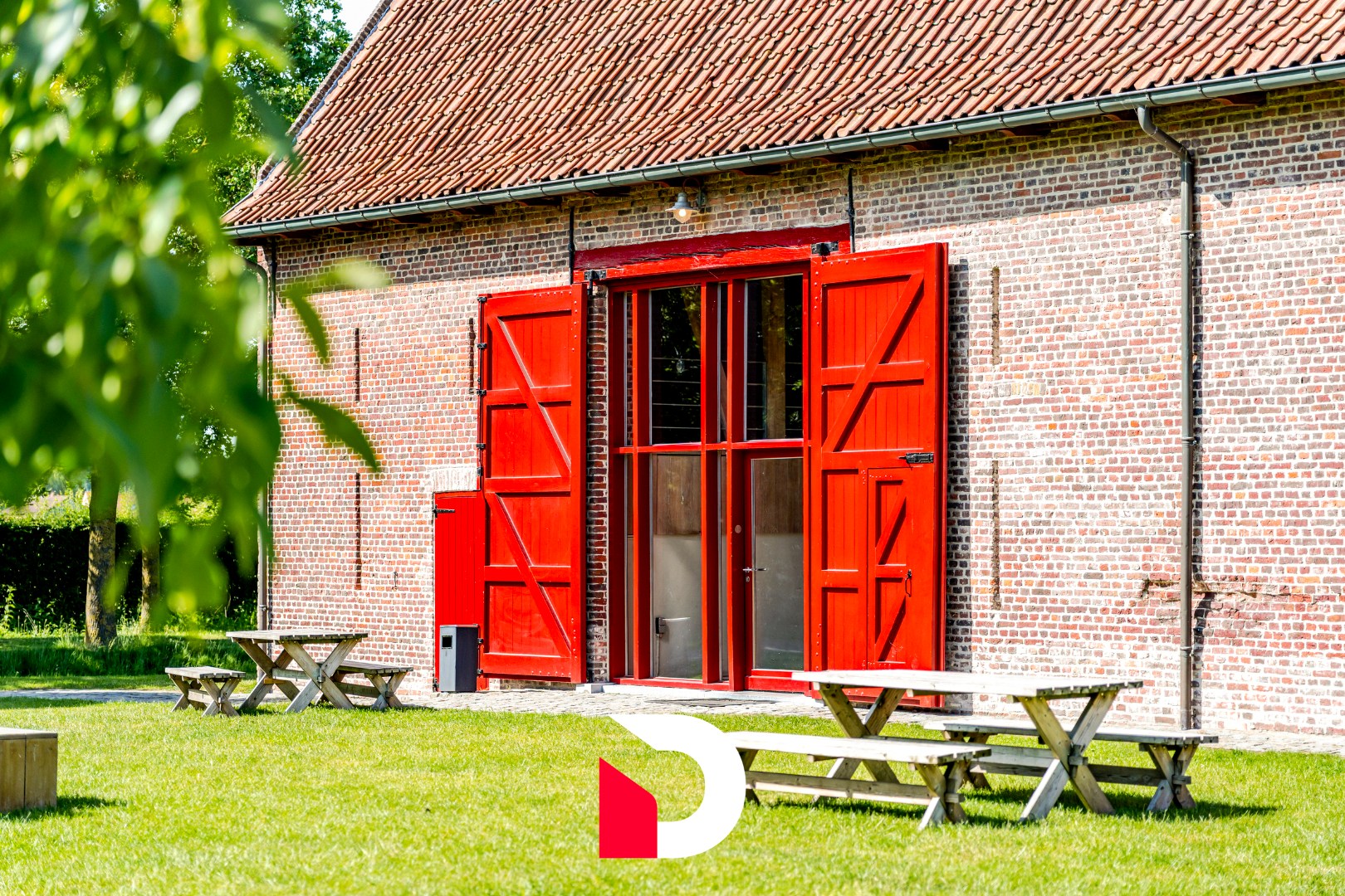 Unieke erfgoedsite “Klokhof Loppem” met uitzonderlijk potentieel in een groene omgeving - foto 5